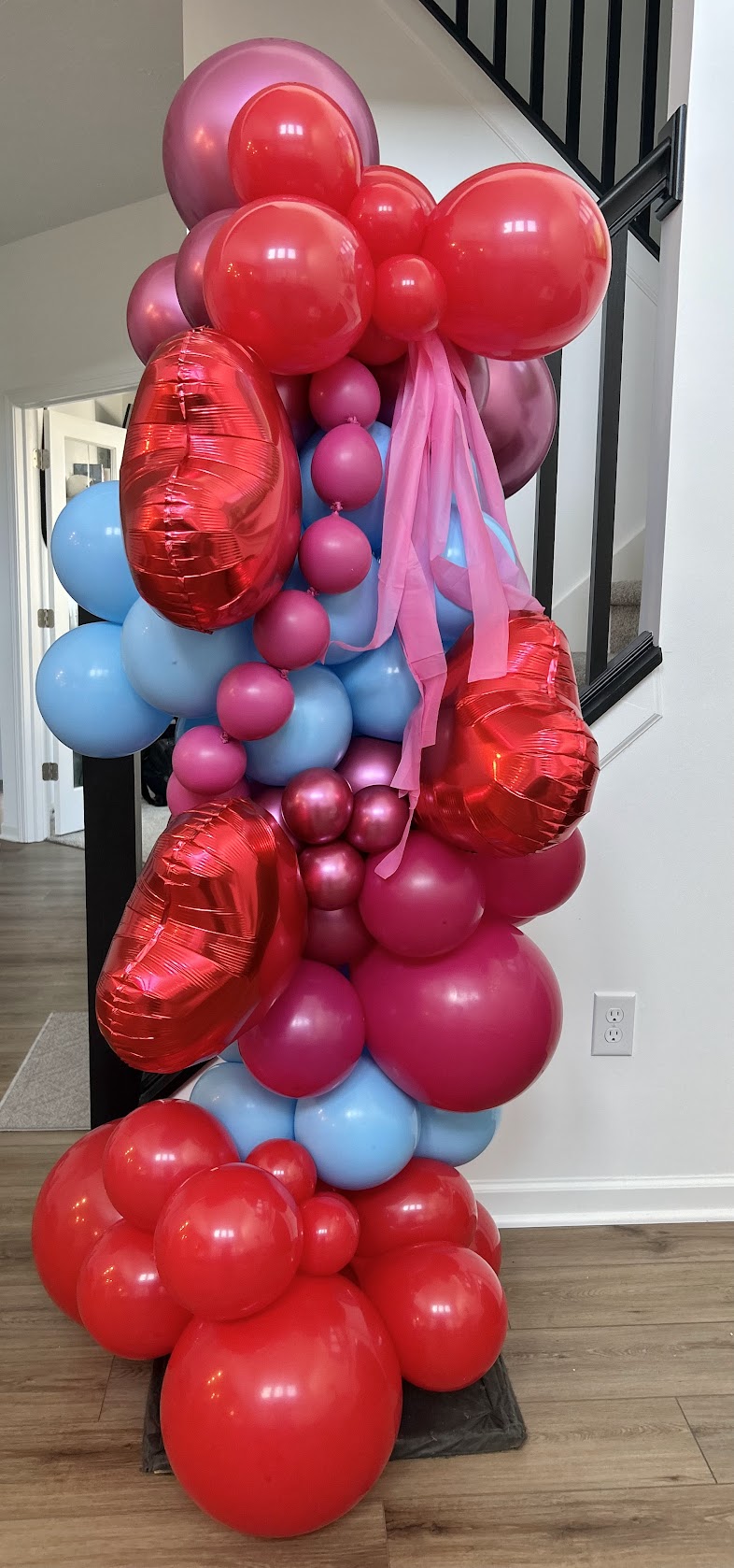 Organic Balloon Tower