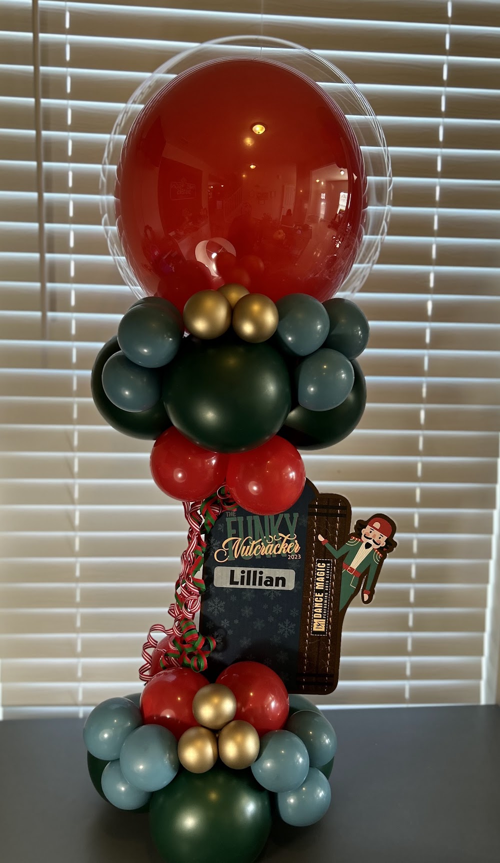 Table Crazy Balloon Sign Tower